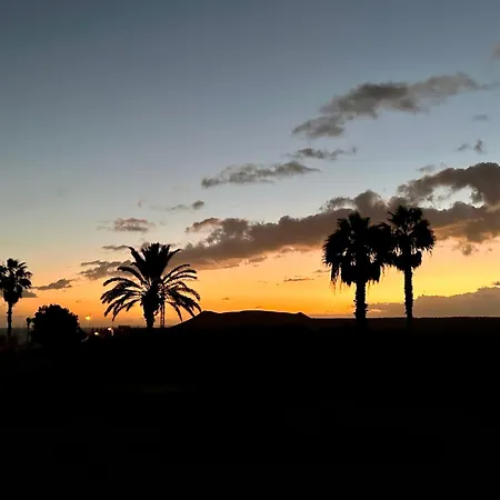 Tenerife Holidays شقة